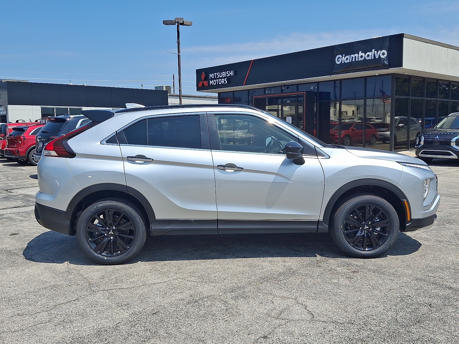 2025 Mitsubishi Eclipse Cross SEL photo 3