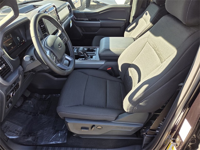 New 2025 Ford F-150 XLT 4D SuperCrew