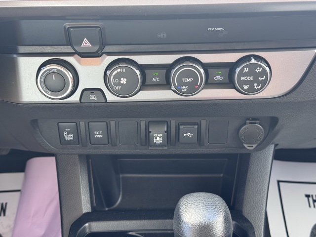 2020 Toyota Tacoma SR5 V6