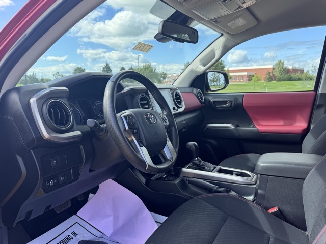 2020 Toyota Tacoma SR5 V6