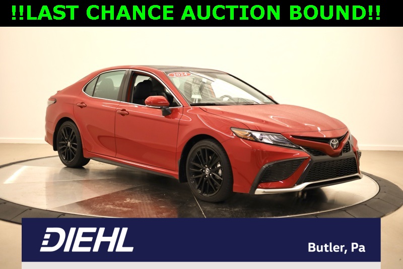 2024 Toyota Camry XSE's photo