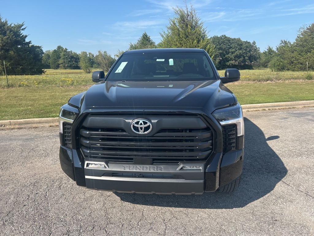2026 Toyota Tundra SR5 CrewMax photo 2