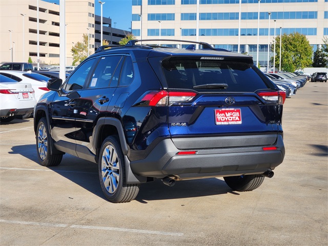 2025 Toyota RAV4 XLE Premium photo 2