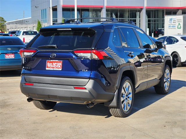 2025 Toyota RAV4 XLE Premium photo 3