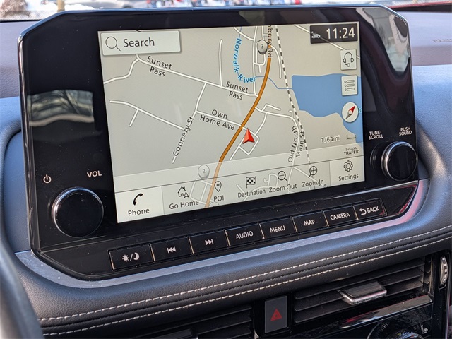 2023 Nissan Rogue SL's photo