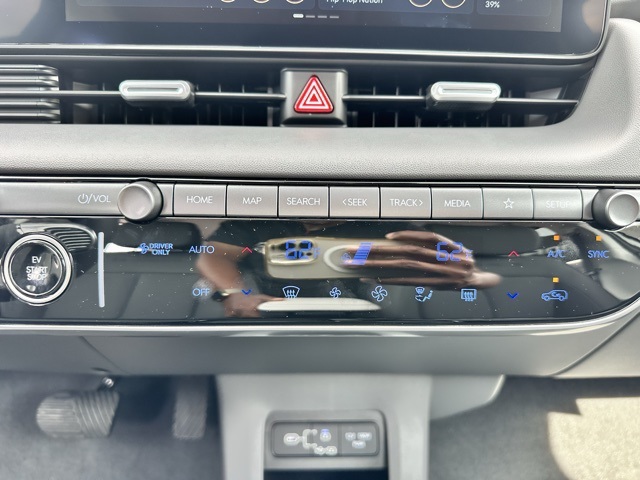 2025 Atlas White Hyundai IONIQ 5 SEL AWD SUV