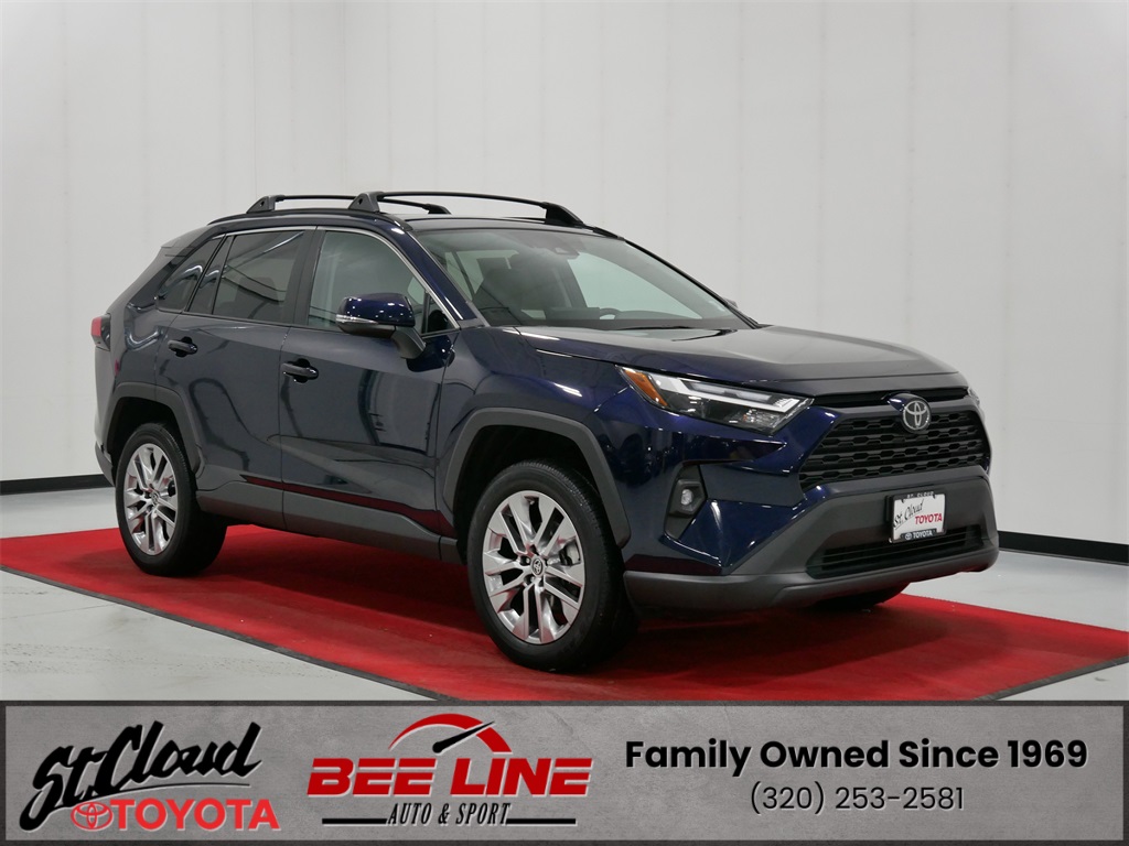 2022 Toyota RAV4 XLE Premium's photo