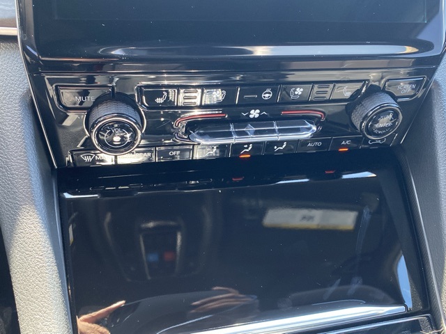 new 2025 Jeep Grand Cherokee L car, priced at $45,321