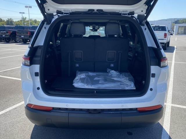 new 2025 Jeep Grand Cherokee L car, priced at $45,321