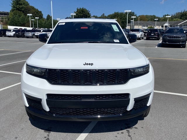 new 2025 Jeep Grand Cherokee L car, priced at $45,321