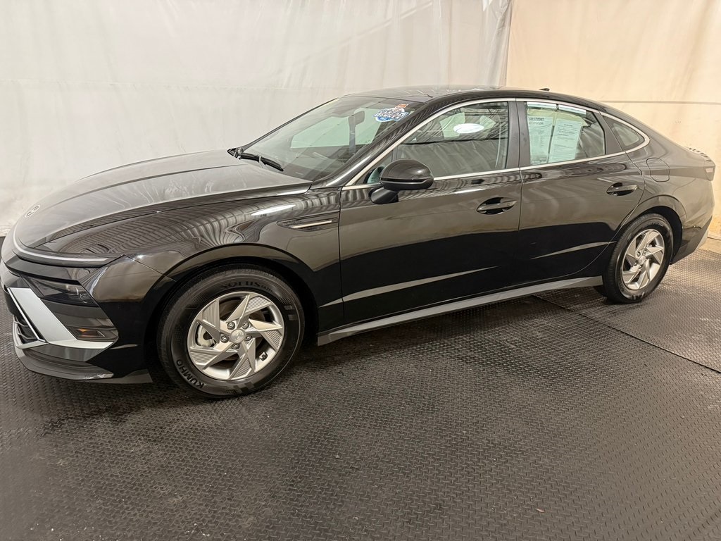 used 2025 Hyundai Sonata car, priced at $22,537