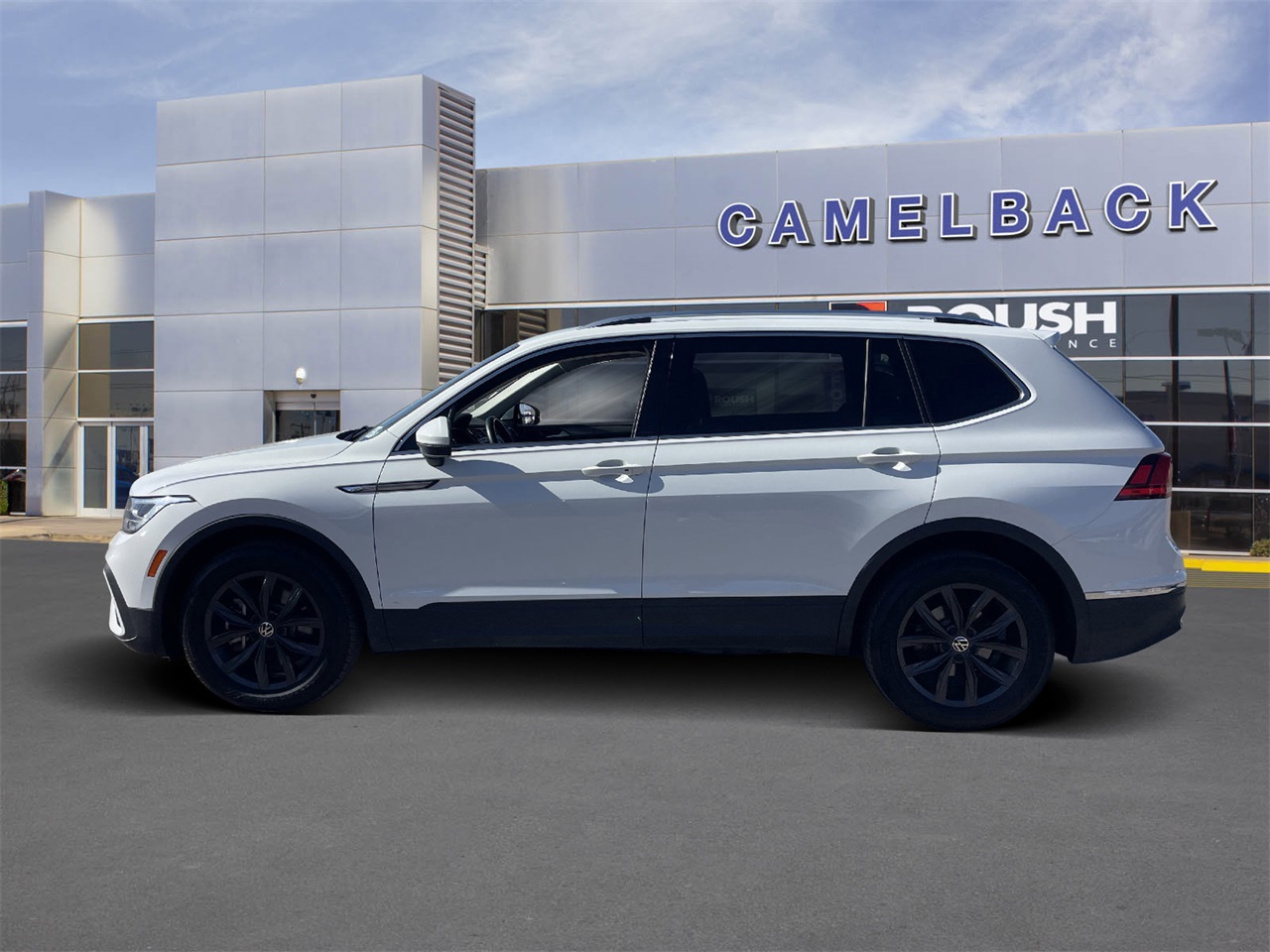 used 2024 Volkswagen Tiguan car, priced at $19,457