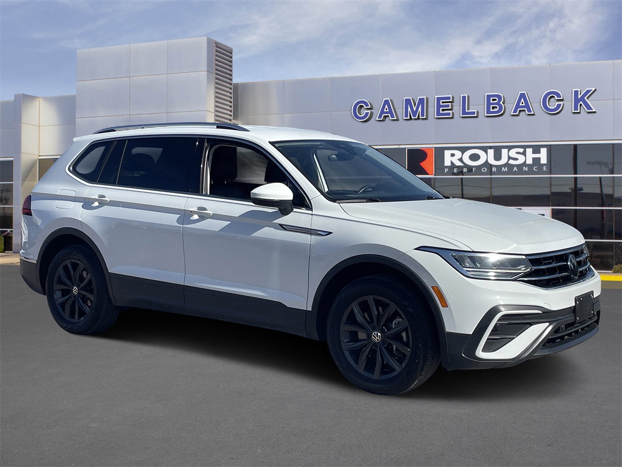 used 2024 Volkswagen Tiguan car, priced at $19,457