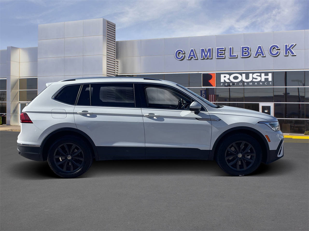 used 2024 Volkswagen Tiguan car, priced at $19,457