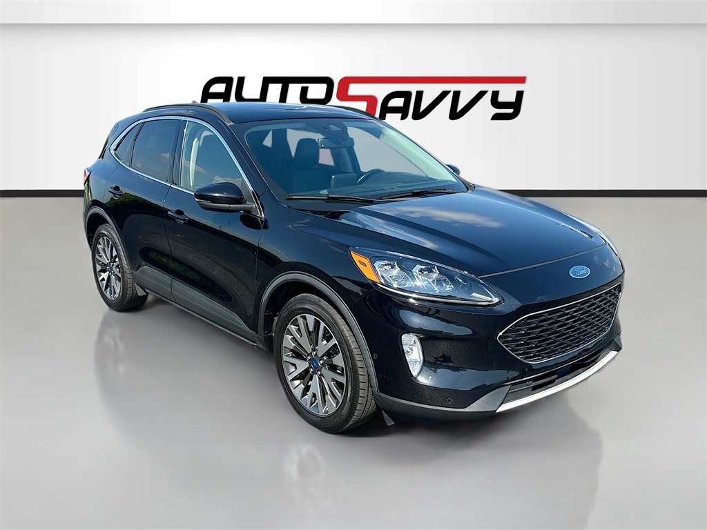 2020 Ford Escape Titanium's photo