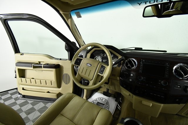 2008 Ford F-350 XL photo 15