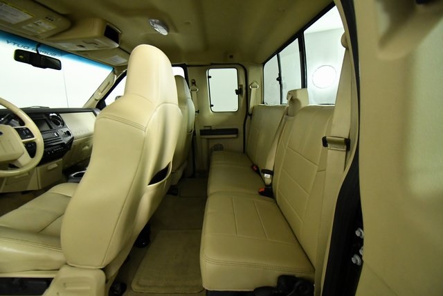2008 Ford F-350 XL photo 20