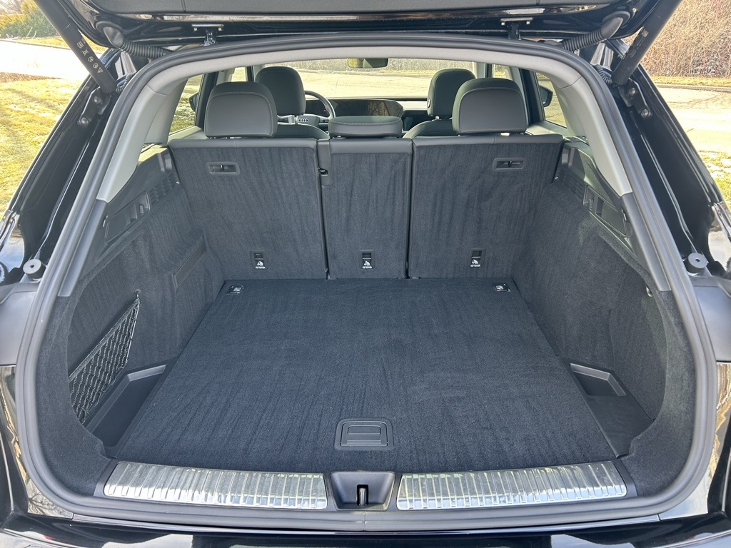 used 2025 Audi Q5 car, priced at $48,789