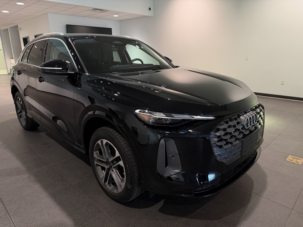 used 2025 Audi Q5 car, priced at $48,789