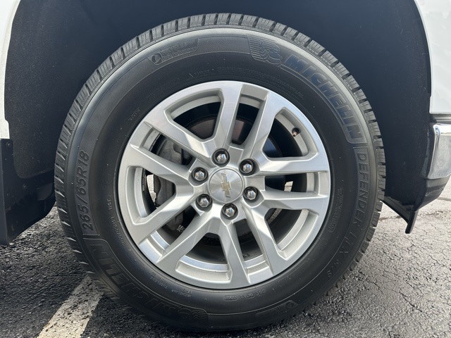 2021 Summit White Chevrolet Silverado 1500 LT 4X4 Truck