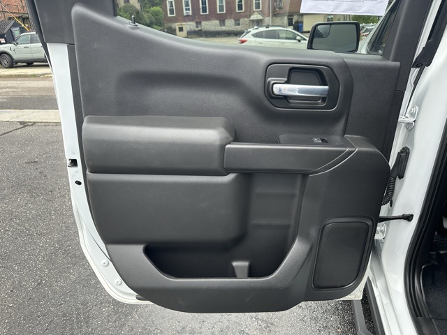 2021 Summit White Chevrolet Silverado 1500 LT 4X4 Truck