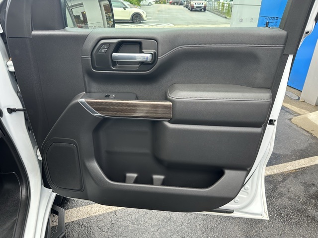 2021 Summit White Chevrolet Silverado 1500 LT 4X4 Truck