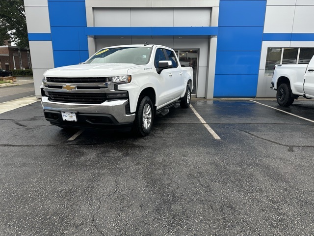 2021 Summit White Chevrolet Silverado 1500 LT 4X4 Truck