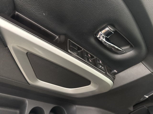 2019 Gun Metallic Nissan Titan SL 4X4 Truck