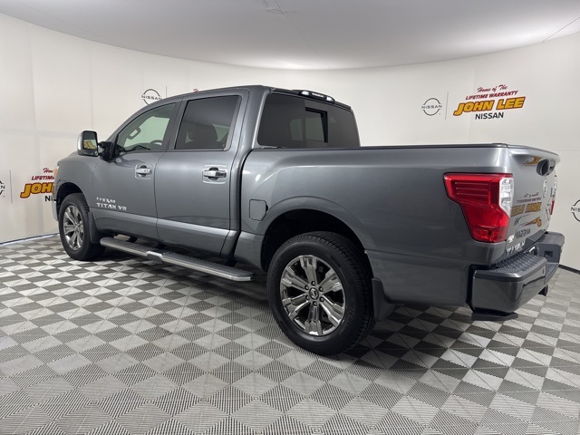 2019 Gun Metallic Nissan Titan SL 4X4 Truck