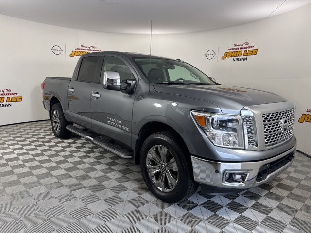 2019 Gun Metallic Nissan Titan SL 4X4 Truck