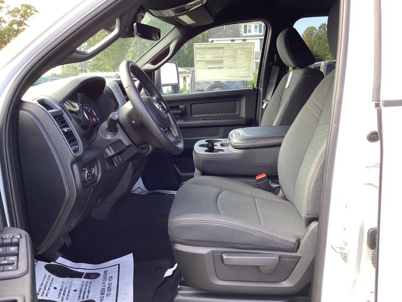2026 Ram 3500 Tradesman photo 24