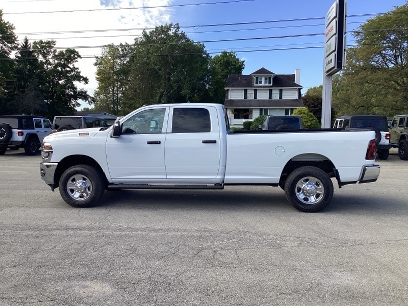 2026 Ram 3500 Tradesman photo 3