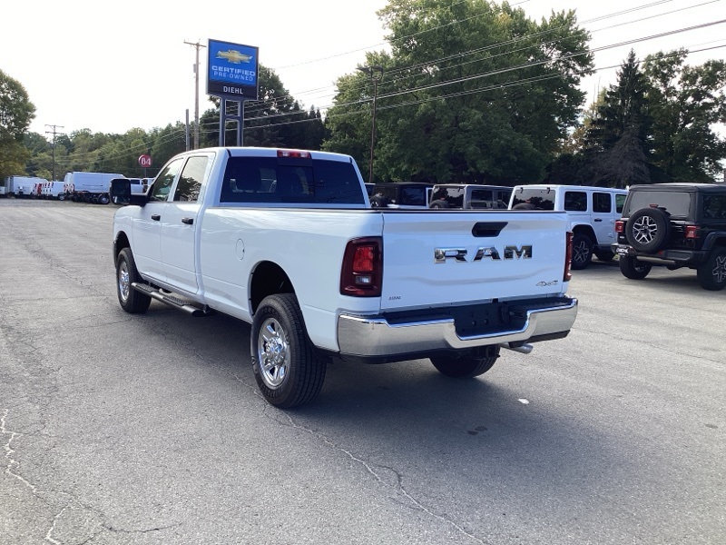 2026 Ram 3500 Tradesman photo 4