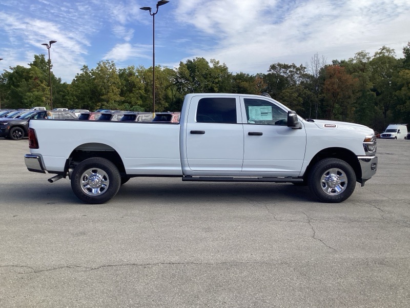 2026 Ram 3500 Tradesman photo 7