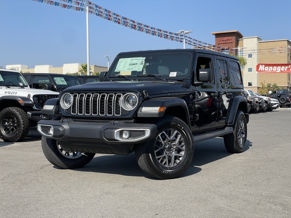 2025 Jeep Wrangler 4-Door Sahara's photo