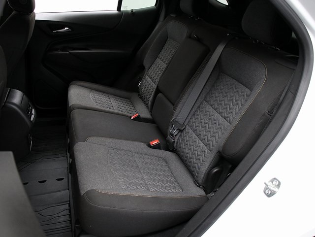 2024 Chevrolet Equinox LT photo 11