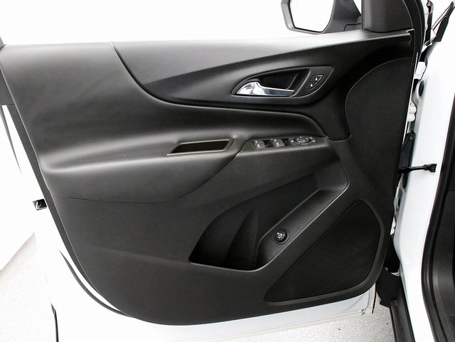 2024 Chevrolet Equinox LT photo 21