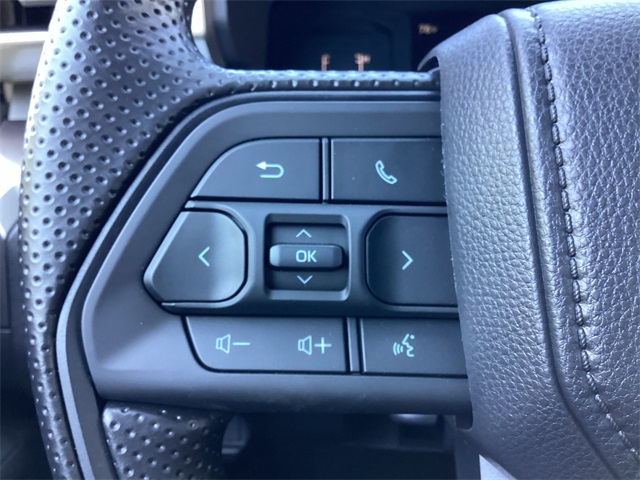 2025 Toyota Tacoma SR5 Double Cab photo 17