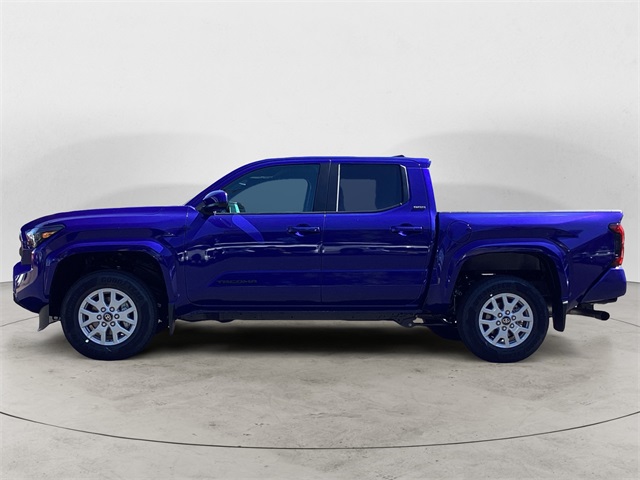 2025 Toyota Tacoma SR5 Double Cab photo 2