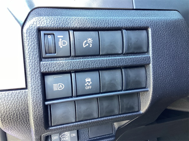 2025 Toyota Tacoma SR5 Double Cab photo 24