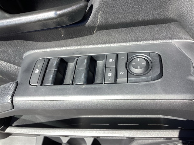 2025 Toyota Tacoma SR5 Double Cab photo 27