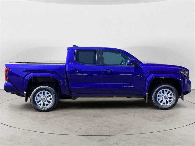 2025 Toyota Tacoma SR5 Double Cab photo 6