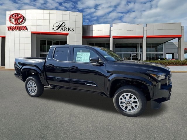 2025 Toyota Tacoma SR5's photo
