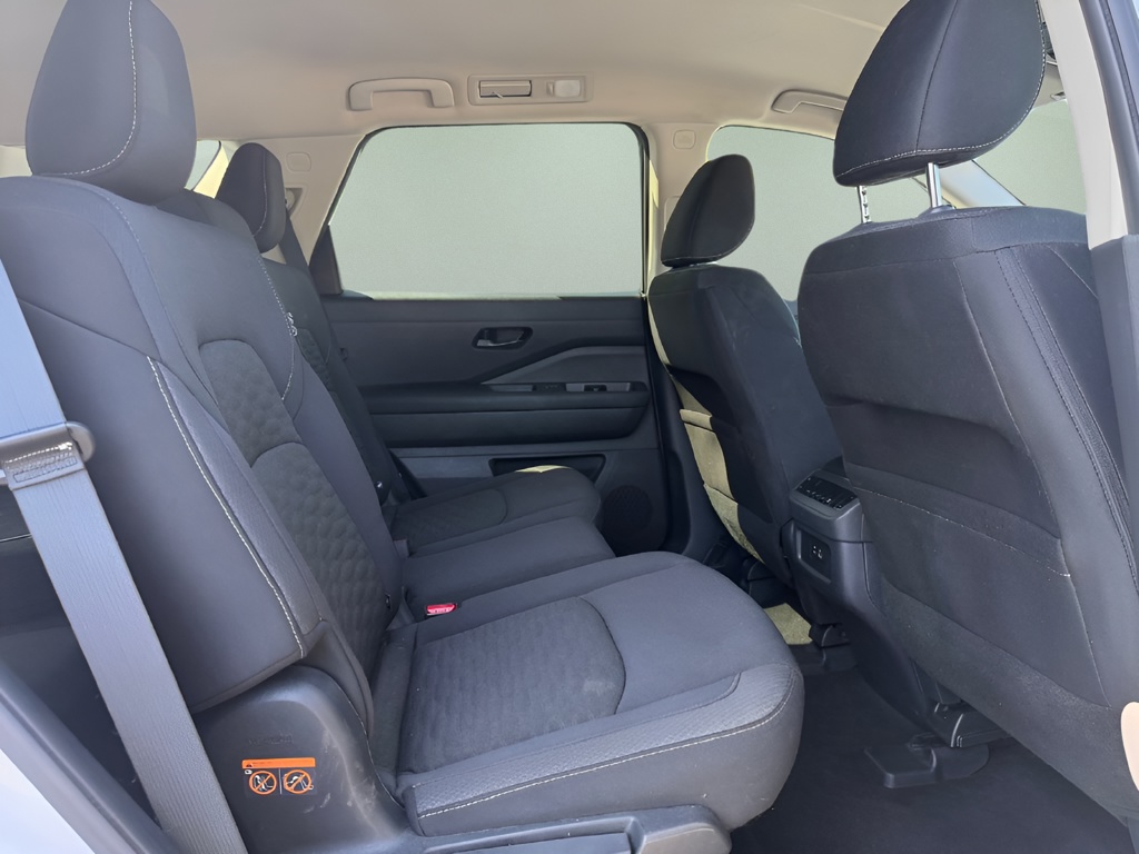Used 2025 Nissan Pathfinder SUV