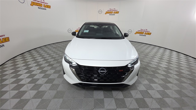 2025 Aspen White Tricoat/Super Black Nissan Sentra SR FWD Sedan