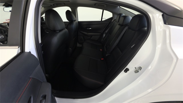 2025 Aspen White Tricoat/Super Black Nissan Sentra SR FWD Sedan