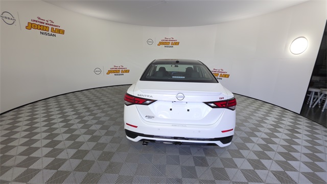 2025 Aspen White Tricoat/Super Black Nissan Sentra SR FWD Sedan