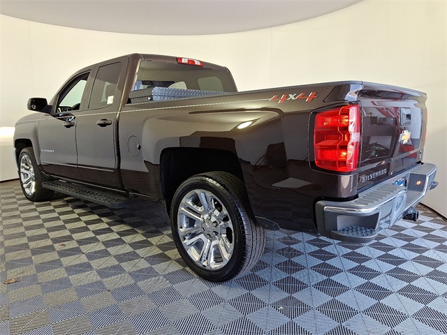 Silverado 1500 LD Double Cab LT