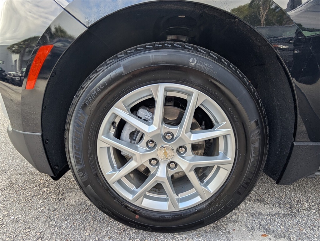 used 2024 Chevrolet Equinox car, priced at $17,988