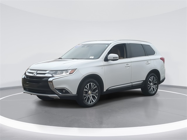 2017 Mitsubishi Outlander GT's photo
